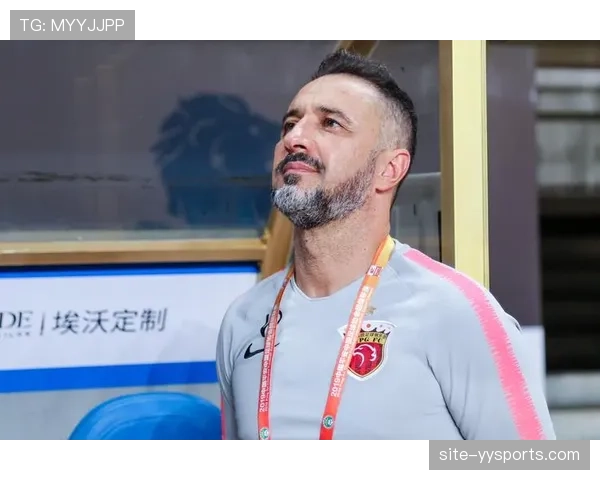 乌拉圭籍主帅成为上港帅位人选热议焦点引发球迷广泛讨论